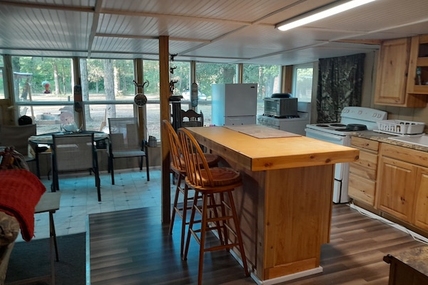 Frigorífic, microones, forn i placa de cuina