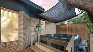 屋外スパ浴槽