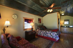 1 Schlafzimmer, Bügeleisen/Bügelbrett, Bettwäsche