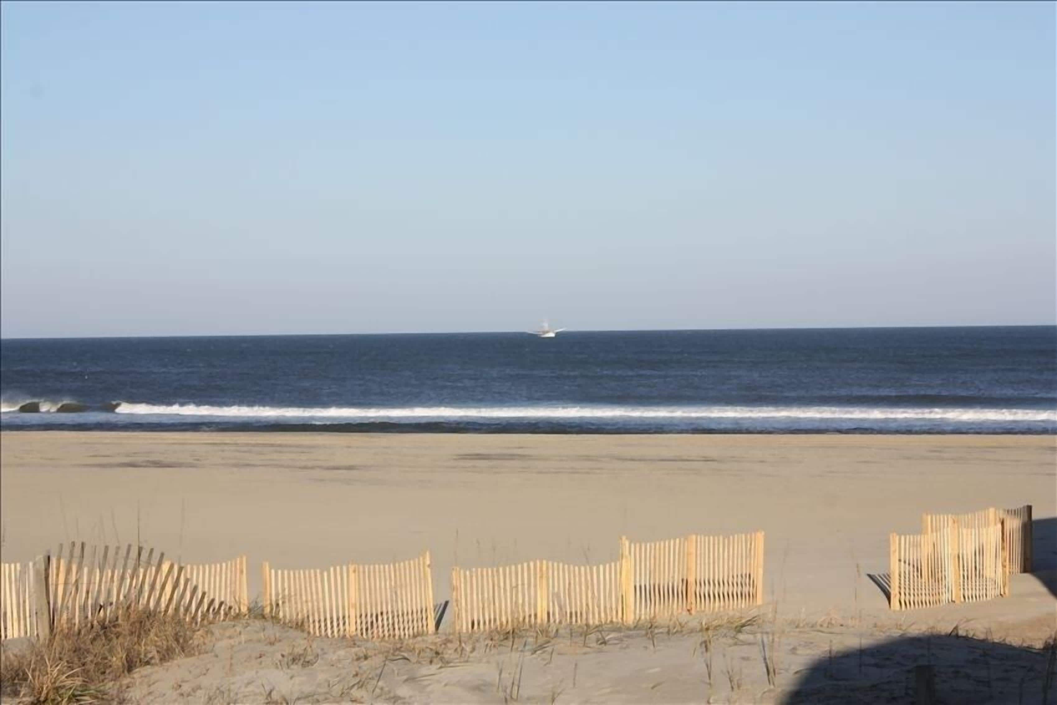 Spectacular Oceanfront View!, W/ Semi-Private Beach Access