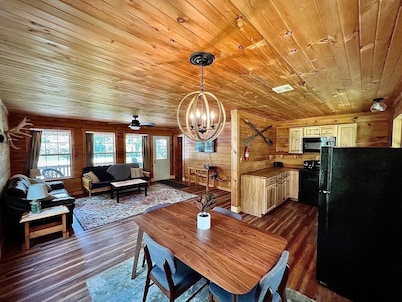 Beautifully Renovated Vintage Cabin in the Heart of Manistee National Forest