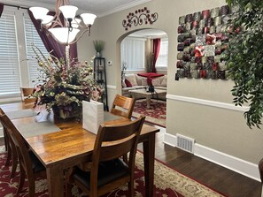 تناول الطعام