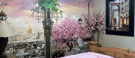 4 slaapkamers, een strijkplank/strijkijzer, reisbedje, gratis wifi