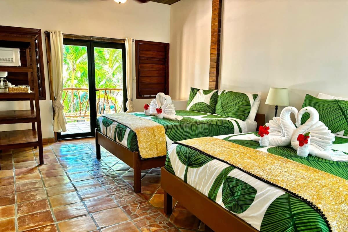 Deluxe Suite, 2 Bedrooms | Premium bedding, individually decorated, individually furnished