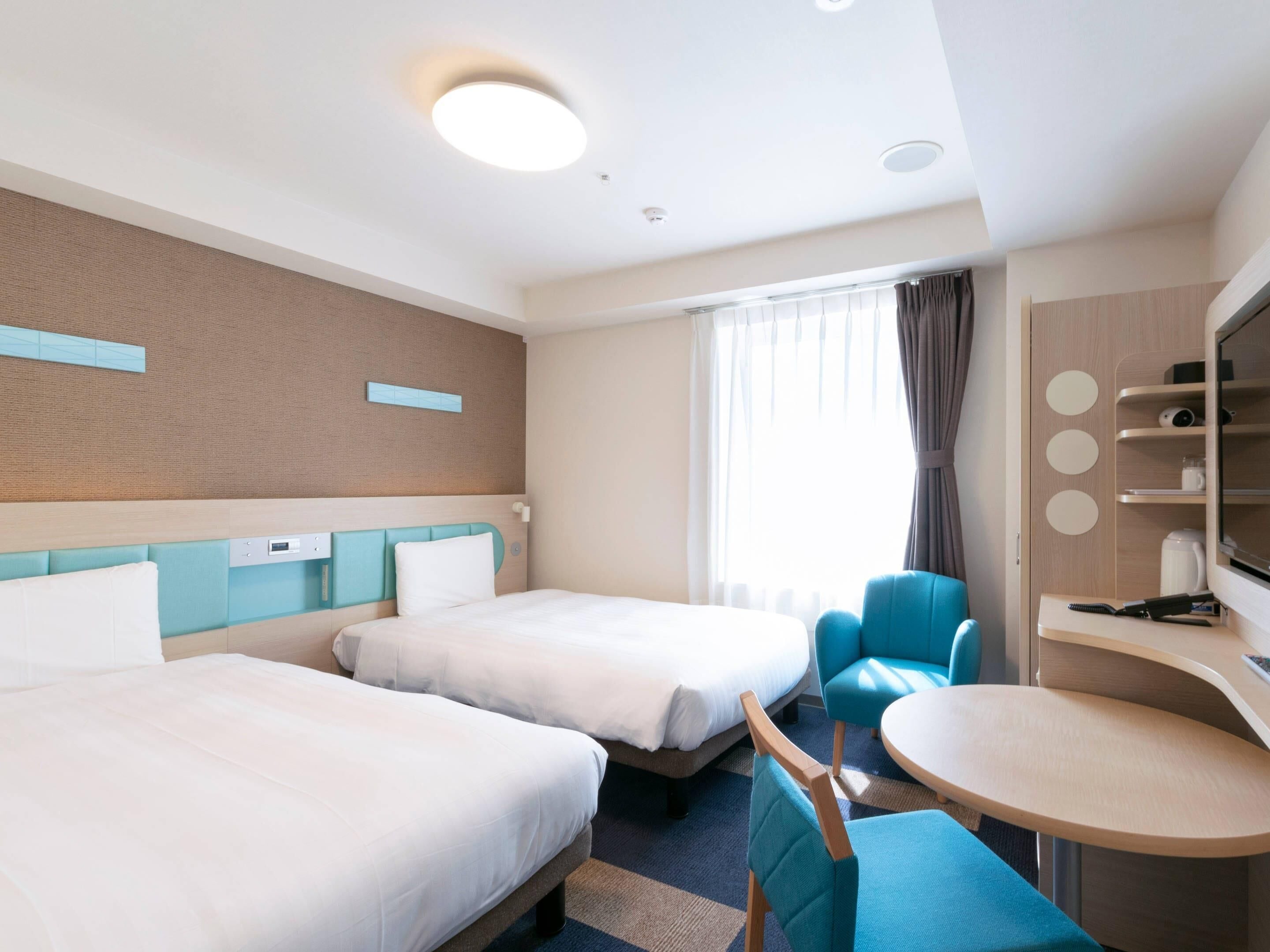 Habitación estándar, para no fumadores (2 signles) | Ropa de cama de alta calidad y caja de seguridad en la habitación 