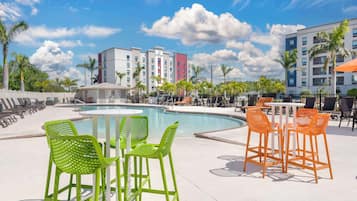 Outdoor pool, pool umbrellas, sun loungers