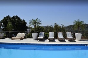 Piscina all'aperto