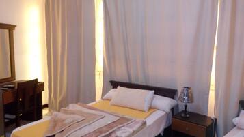 Apartment, 2 Schlafzimmer | 2 Schlafzimmer, Bügeleisen/Bügelbrett