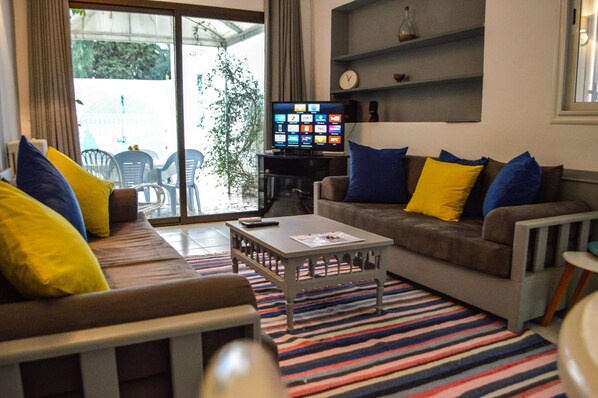 Televisión de pantalla plana