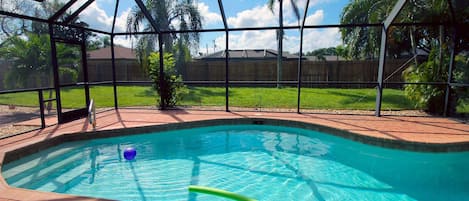 Piscine extérieure