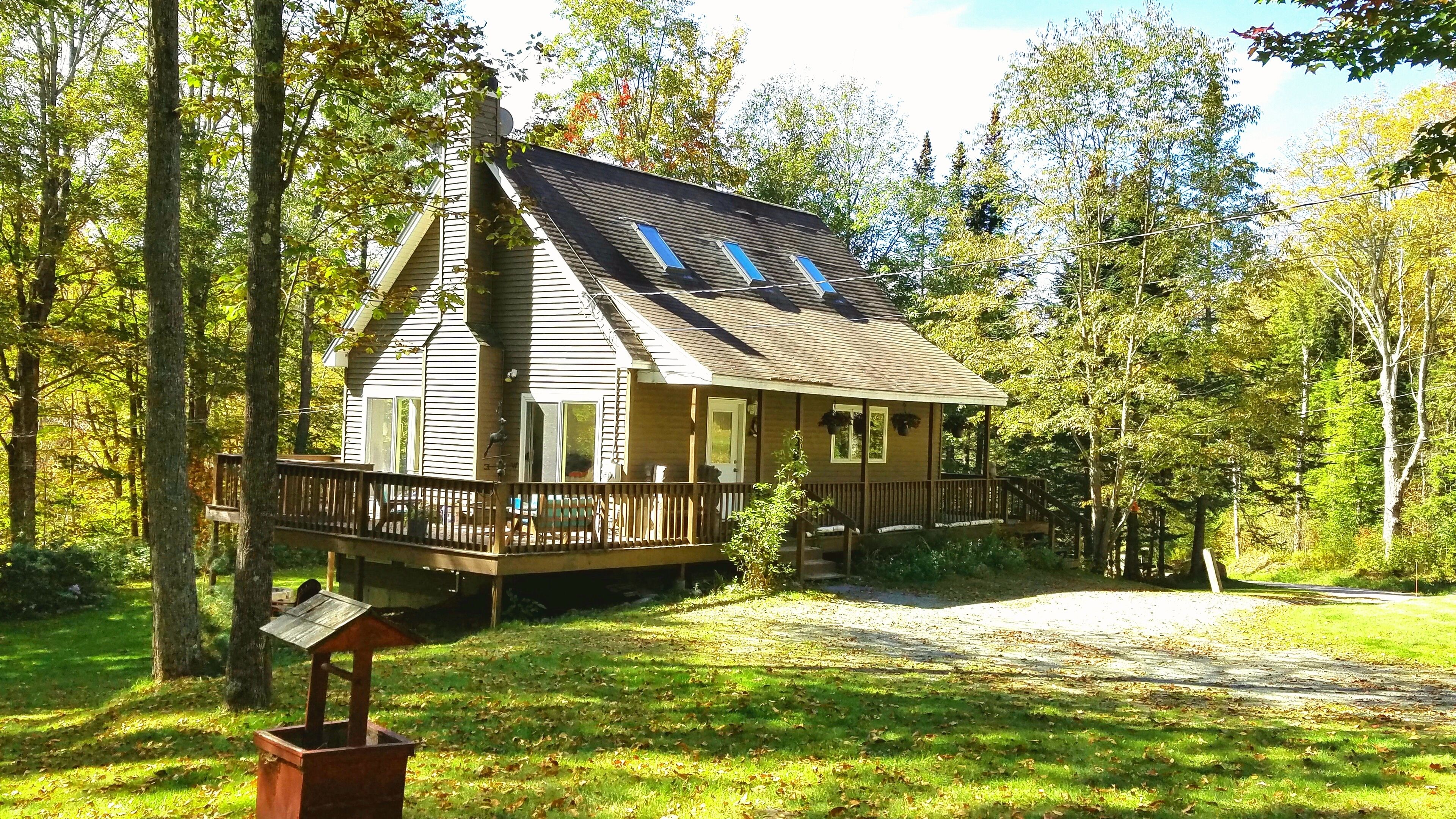 Moose Chalet - A Fun Vacation Home In The White Mountains By The Baker River! 