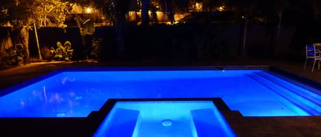 Piscine extérieure, piscine chauffée