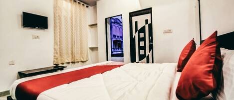 4 bedrooms, Internet, bed sheets