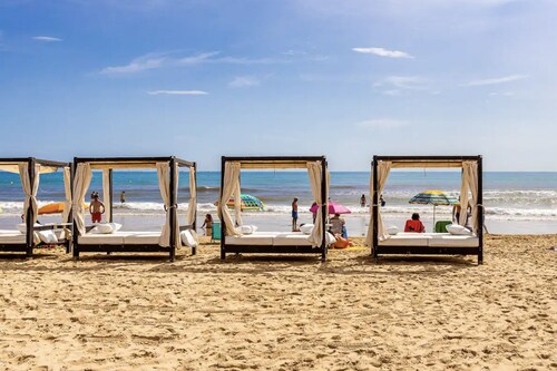 Guardamar Hill Resort Spa, Pool, Sauna, Fitness, Tennis and Beach at 500 meters.