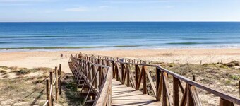 Guardamar Hill Resort Spa, Pool, Sauna, Fitness, Tennis and Beach at 500 meters.