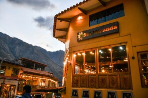 Front of property - Sol Miranda Hotel (Ollantaytambo)