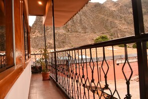 Terrace/patio - Sol Miranda Hotel (Ollantaytambo)
