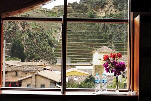 Seprai premium, selimut bulu angsa, dan tempat tidur Tempur-Pendic