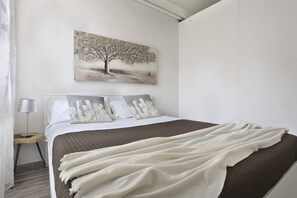2 bedrooms, in-room safe, iron/ironing board, travel cot