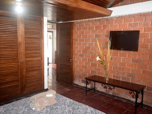 Bed sheets - Hostel Turrialba Adventure (Turrialba)