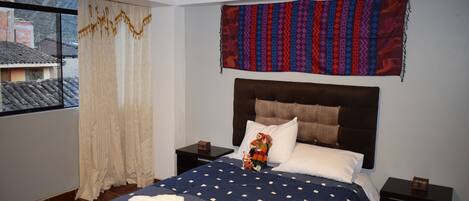 Doppia Superior, 1 letto matrimoniale, vista montagna | Biancheria da letto di alta qualità, ferro/asse da stiro, Wi-Fi gratuito