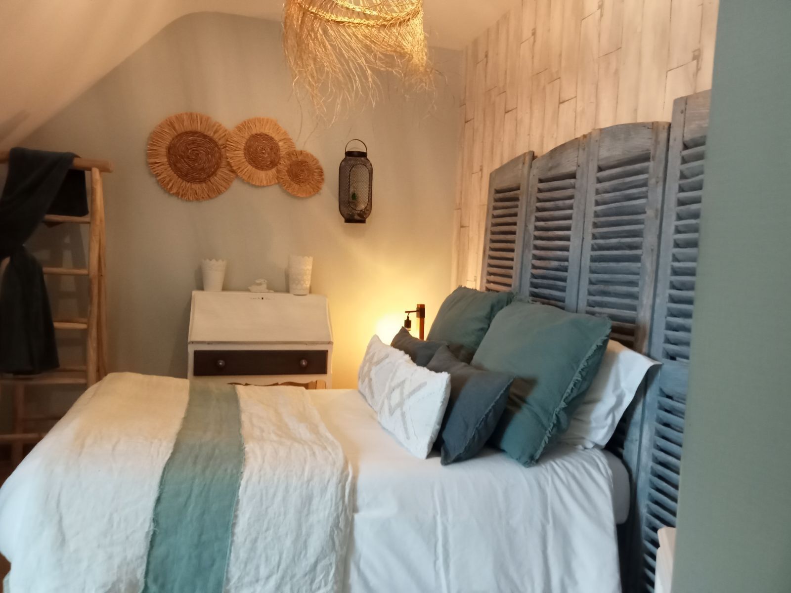 3 chambres, fer et planche à repasser, Wi-Fi gratuit, draps fournis