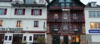 the rocks of Cabellou at 150M from the sea