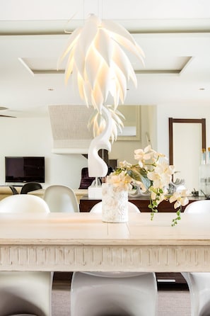 Dining - Boutique Townhouse with Hot Tub in Puerto Banus (Marbella)