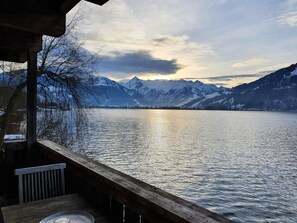 Unclassified image, 4 of 19, button - Waterfront Apartment 1 (Zell am See)