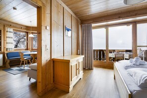 Unclassified image, 5 of 19, button - Waterfront Apartment 1 (Zell am See)