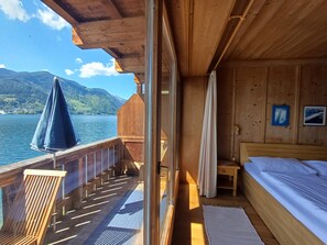 Unclassified image, 3 of 19, button - Waterfront Apartment 1 (Zell am See)