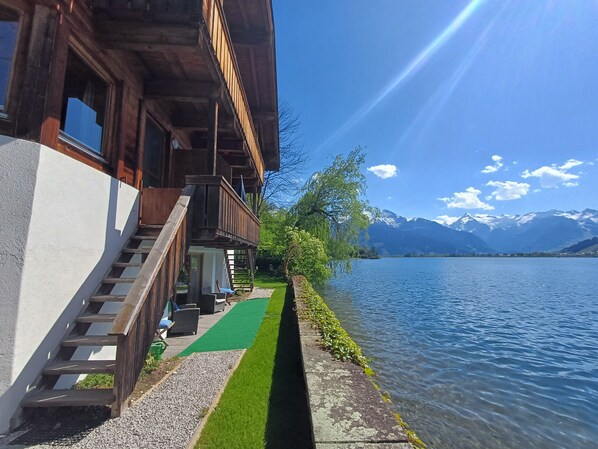 Exterior - Waterfront Apartment 1 (Zell am See)