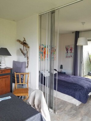 1 makuuhuone, silitysrauta/-lauta, ilmainen Wi-Fi, pääsy pyörätuolilla