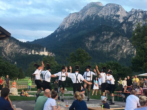 Schlossblick - Appartement mansardé confortable près du château de rêve bavarois Neuschwanstein