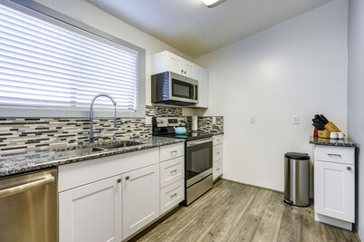 Downtown Historic Charm with Modern Comfort