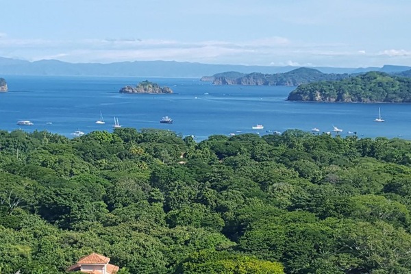 Spectacular Ocean Coastline view