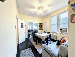 Smart TV, DVD player, books, stereo