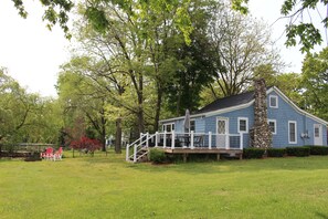 Exterior - Cozy Pet-Friendly Cedar Shake Cottage With Best View on the Lake + Kayaks! (Paw Paw)