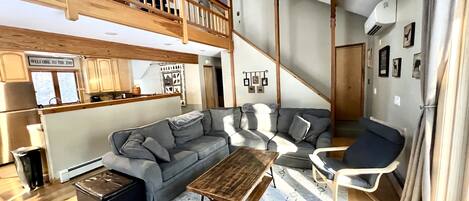 Smart TV, fireplace, DVD player, ping pong