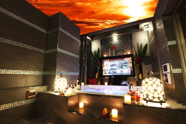 Executive Room | Deep soaking bathtub - GRAND CARIBBEAN RESORT HOTEL - Adult Only (Tokorozawa)