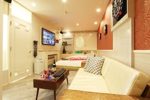 Suite Room | Free WiFi - GRAND CARIBBEAN RESORT HOTEL - Adult Only (Tokorozawa)