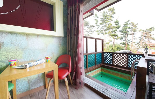 Room amenity - Rose Pension (Gangneung)