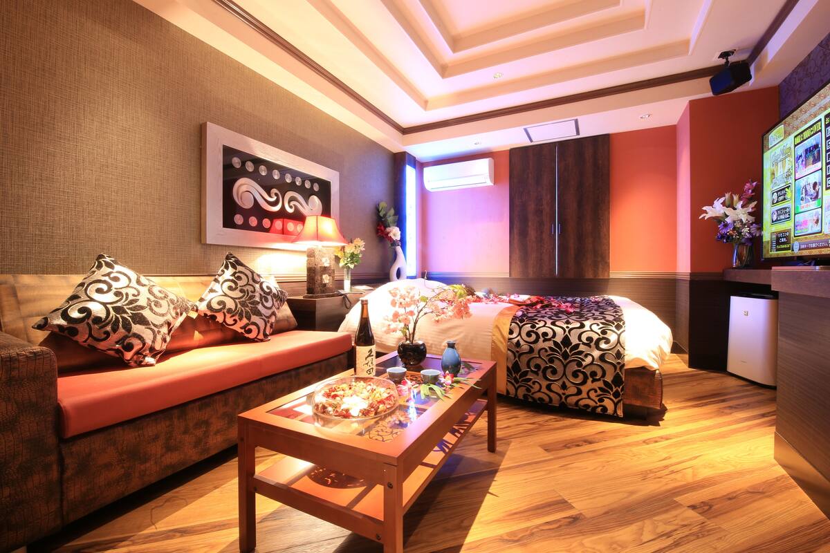 Superior Room | In-room safe, free WiFi, bed sheets