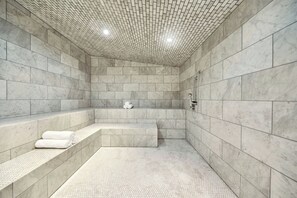 Espace de soins pour les couples, sauna, bain à remous, hammam