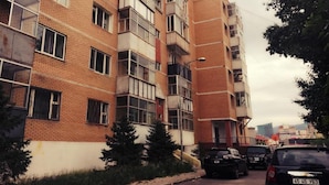 Property entrance - Bilguun's Superior Location Apartment (Ulaanbaatar)