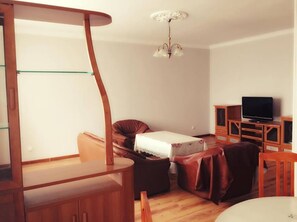 Desk, iron/ironing board, free WiFi, bed sheets - Bilguun's Superior Location Apartment (Ulaanbaatar)