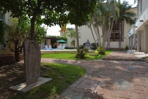 Terrace/patio - Zenharmony Suites Puerto Vallarta (Puerto Vallarta)