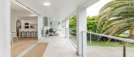 Hus - 5 sovrum - icke-rökare - utsikt mot parken | Terrass/Patio