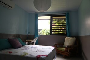 Standard Double Room, Shared Bathroom - Marama Lodge Tahiti (Punaauia)