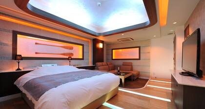 HOTEL IRIS - Adult Only